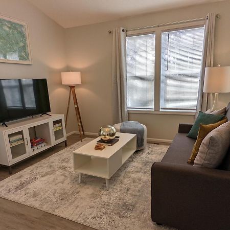 Contemporary 2-Bedroom Close To Downtown, Dining Eugene Eksteriør billede