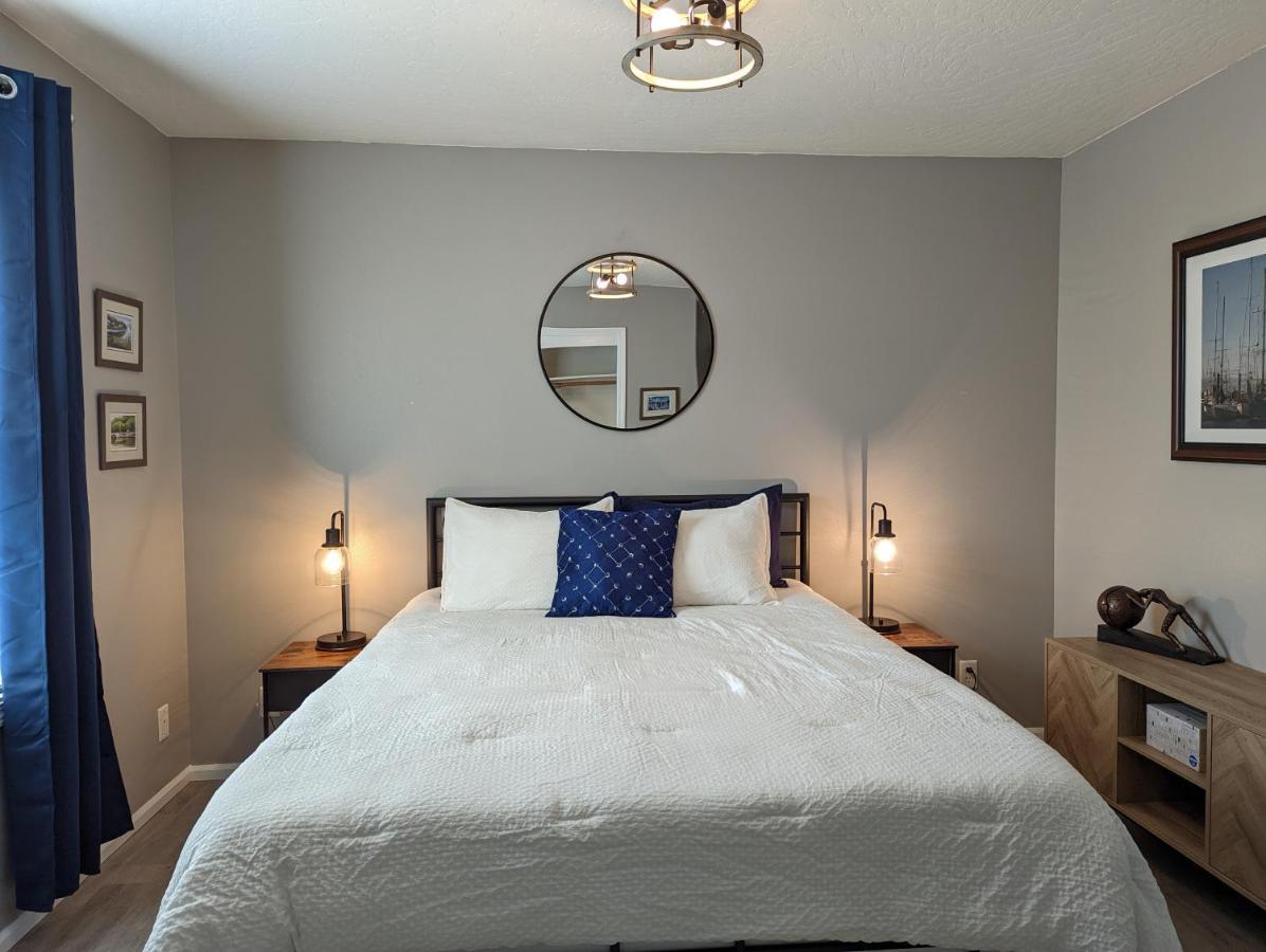 Contemporary 2-Bedroom Close To Downtown, Dining Eugene Eksteriør billede
